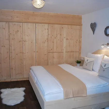 Koell Apartmán *