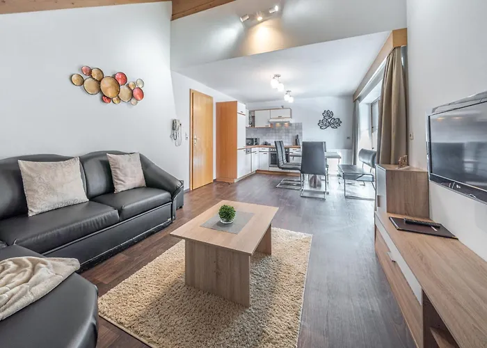 孔琳公寓酒店 *